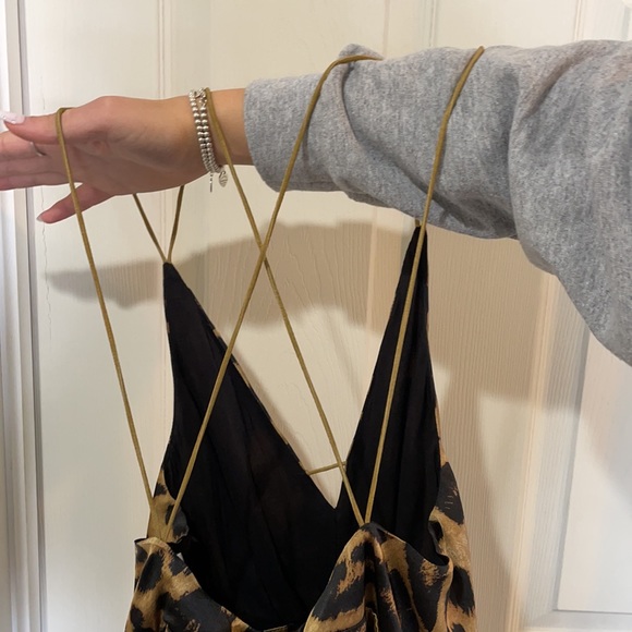 Cheetah jumpsuit - Picture 8 of 8